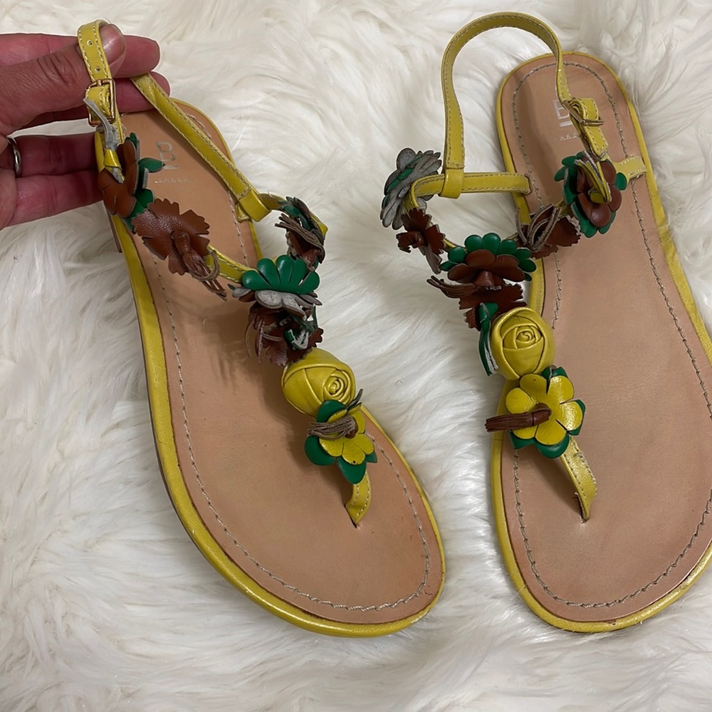Cute yellow flower sandals